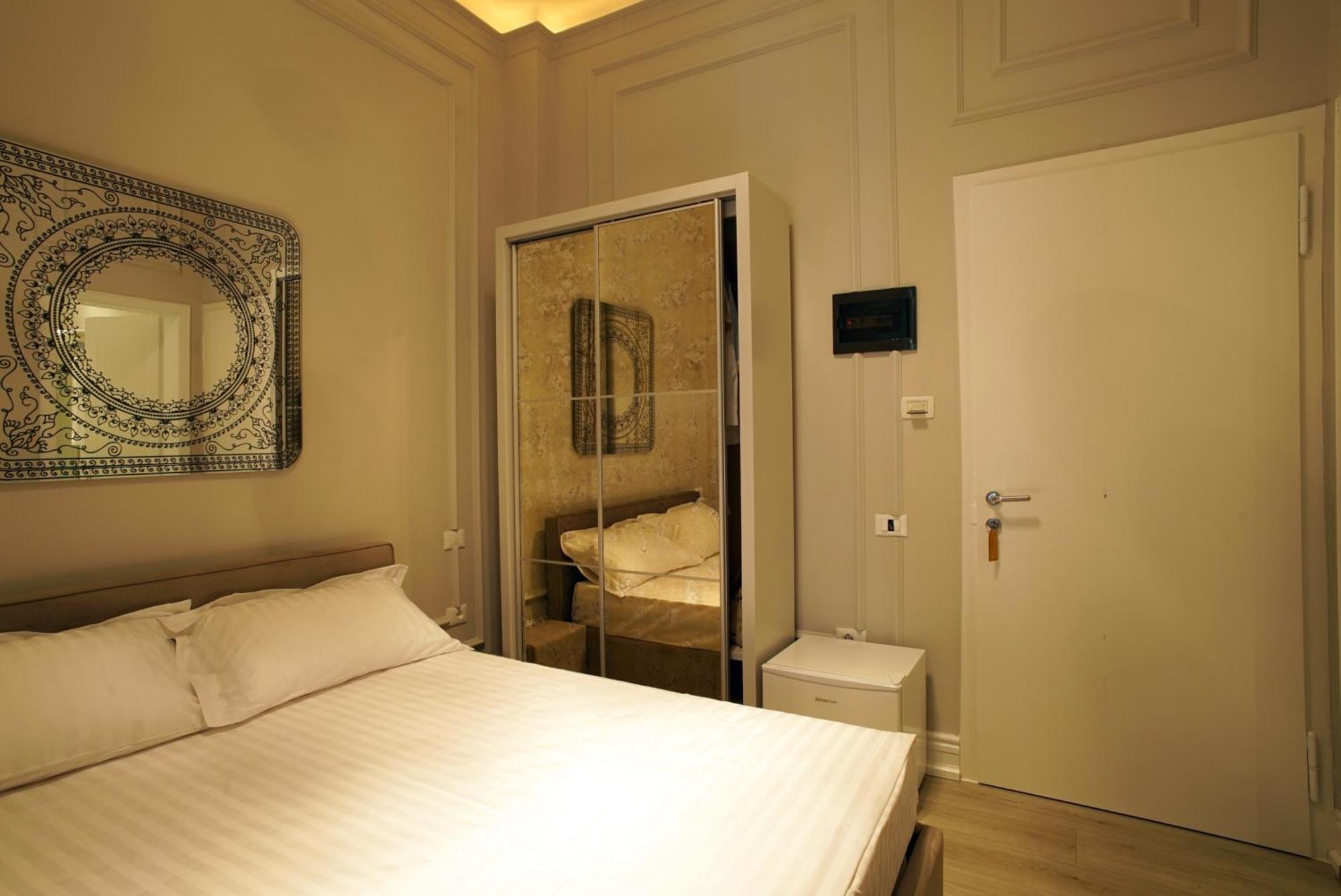 Padam Boutique Hotel Tirana Room photo